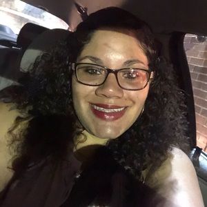 Meet your Posher, Brucelia